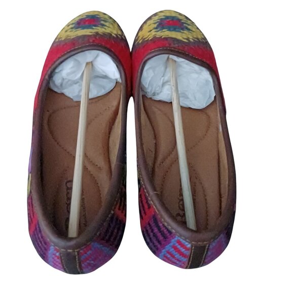 NEW Born Giselle Knit Leather Textile Loafers Red Multi Size 6.5 Western Flats - Picture 7 of 10